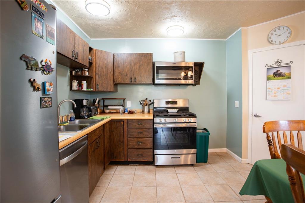 357 Pohls Road Aliquippa, PA 15001 - Photo 10 of 43 Gallery Image 10