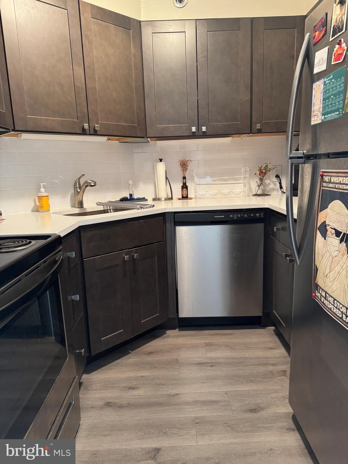 2018-32 Walnut Street, Unit 17M Philadelphia, PA 19103 - Photo 8 of 16