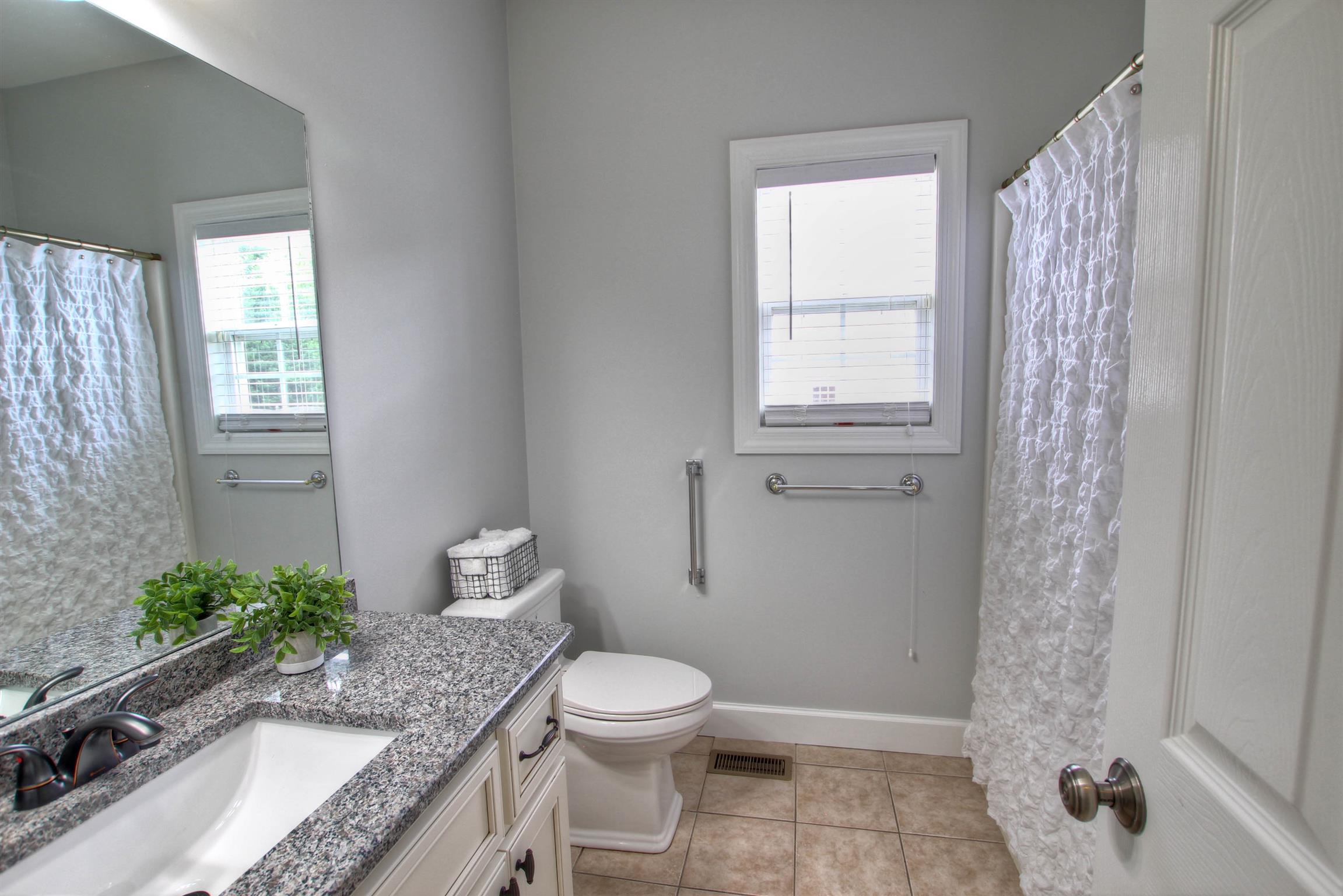 225 Conquest Road Murfreesboro, TN 37128 - Photo 14 of 21 Full bath between bedrooms two and three