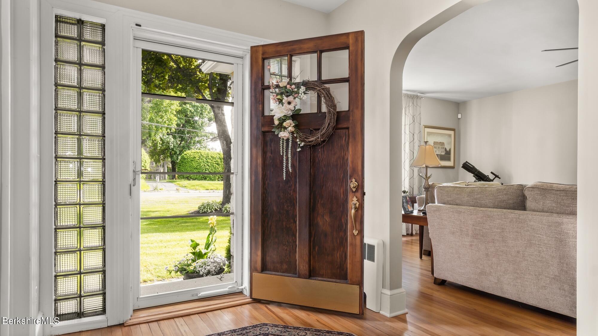 171 Holmes Road Pittsfield, MA 01201 - Photo 11 of 33 Foyer