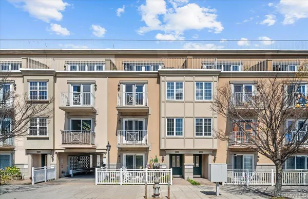 $615,000 | 103-06 Rockaway Beach Boulevard, Unit 3C | Rockaway Beach