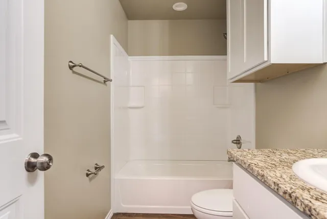 $185,900 | 930 East Municipal Drive, Lubbock, TX 79403