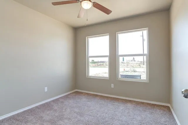 $185,900 | 930 East Municipal Drive, Lubbock, TX 79403