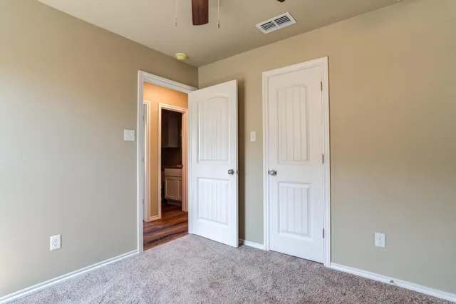 $185,900 | 930 East Municipal Drive, Lubbock, TX 79403