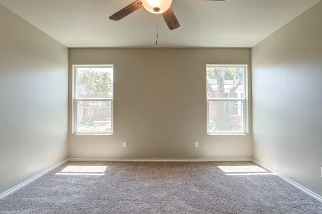 $185,900 | 930 East Municipal Drive, Lubbock, TX 79403