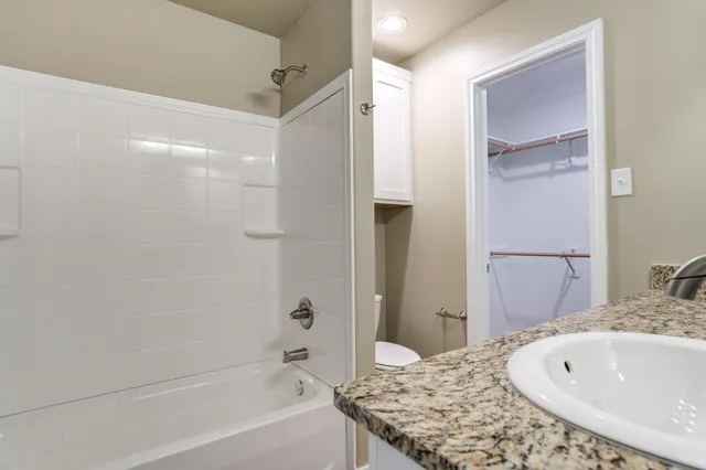 $185,900 | 930 East Municipal Drive, Lubbock, TX 79403