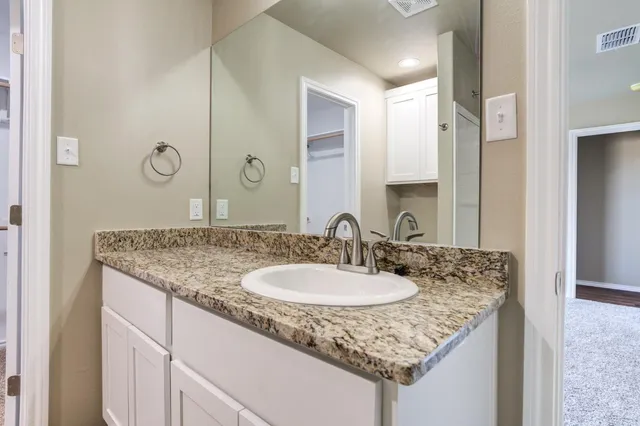 $185,900 | 930 East Municipal Drive, Lubbock, TX 79403