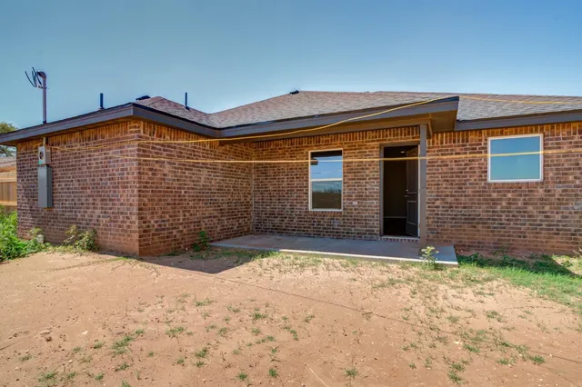 $185,900 | 930 East Municipal Drive, Lubbock, TX 79403