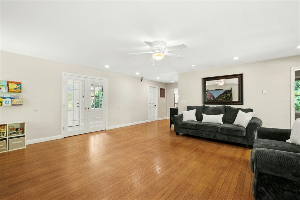 8 Raymond Way Ashland, MA 01721 - Photo 5 of 38 Gallery Image 5