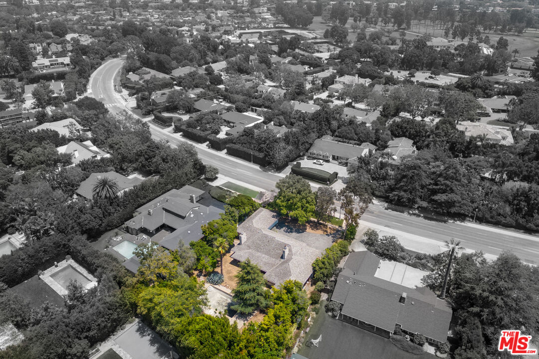 13657 Sunset Boulevard Pacific Palisades, CA 90272 - Photo 7 of 10 an aerial view of residential houses with outdoor space