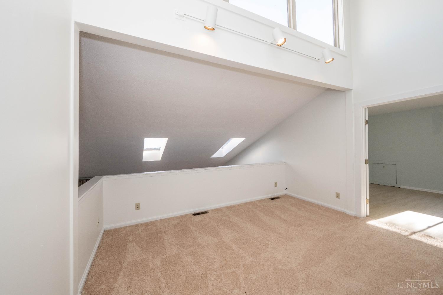 6185 Daleview Road Cincinnati, OH 45247 - Photo 34 of 50