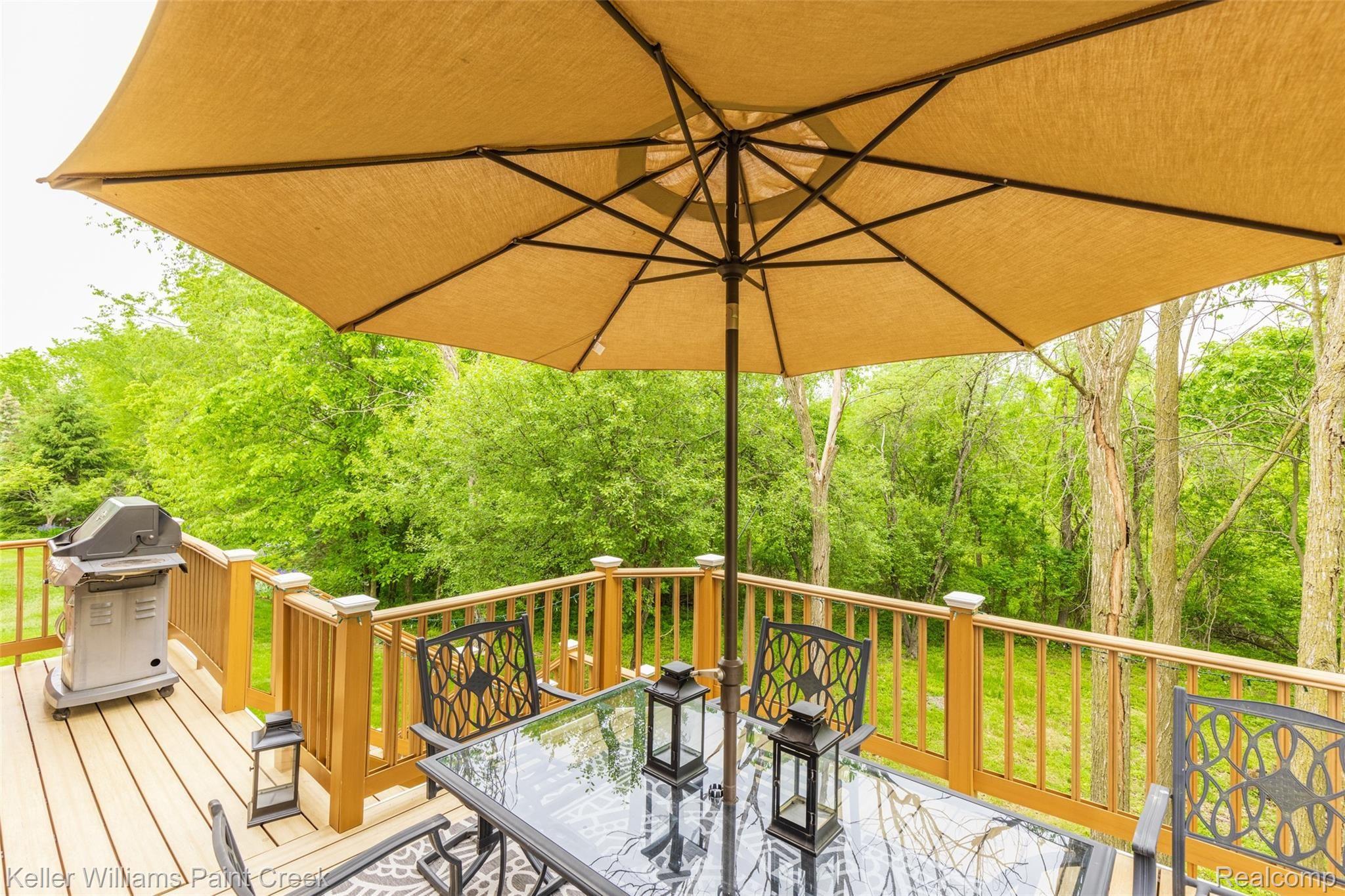 3911 Briarbrooke Lane Rochester, MI 48306 - Photo 28 of 30 3911 Briarbrooke Ln-28.jpg