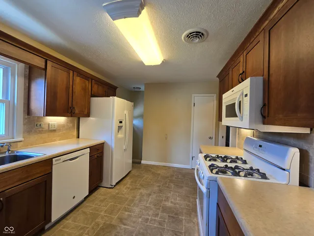 $275,000 | 1141 Sugar Hill Drive, Rushville, IN 46173