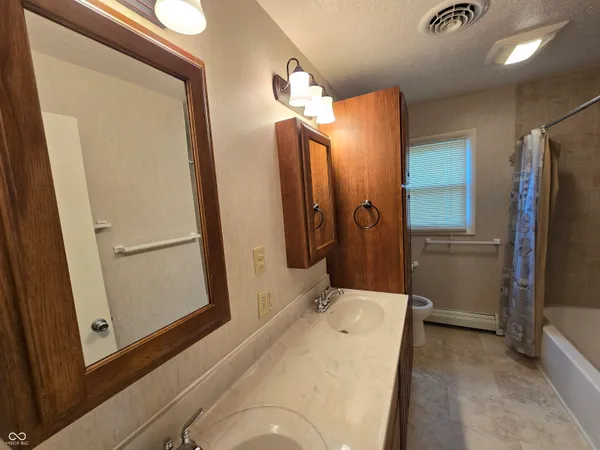 $275,000 | 1141 Sugar Hill Drive, Rushville, IN 46173