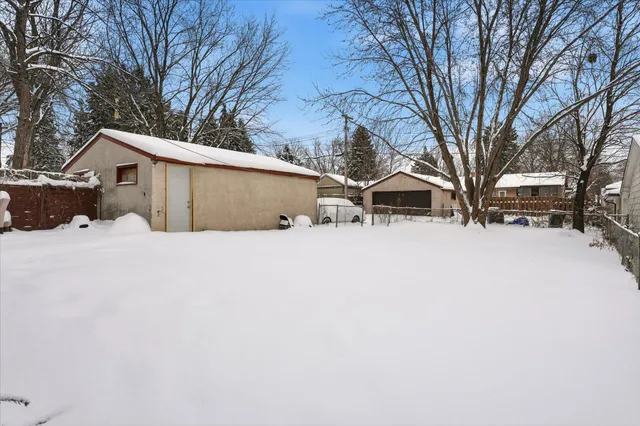 $475,000 | 1574 Pacific Street, St. Paul, MN 55106