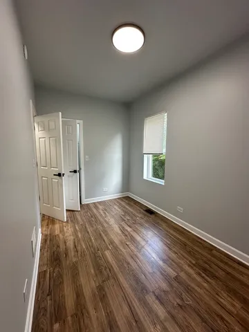 $1,450 | 8226 South Brandon Avenue, Unit 1F, Chicago, IL 60617