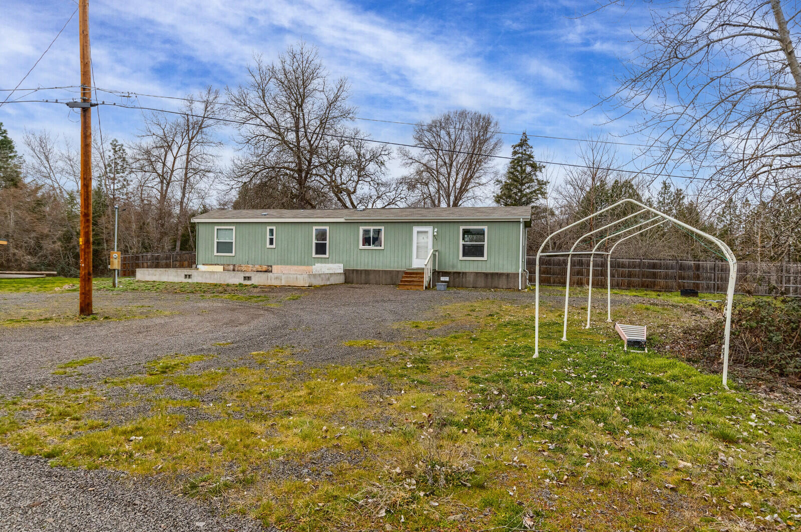 901 Riley Road Eagle Point, OR 97524 - Photo 31 of 46 925 Riley Road