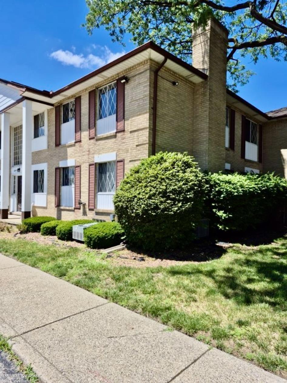 29241 Hayes Road, Unit 71 Warren, MI 48088 - Photo 21 of 23