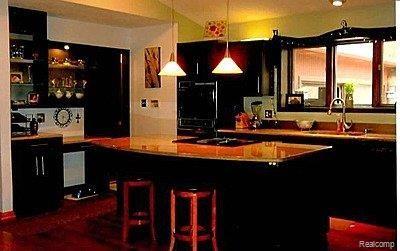 7999 Foster Road Clarkston, MI 48346 - Photo 8 of 12 kitchen.jpg