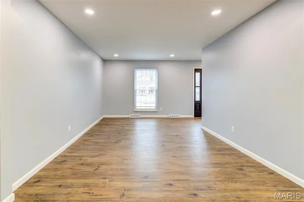 $585,000 | 114 Lea Meadows Drive, Ballwin, MO 63011