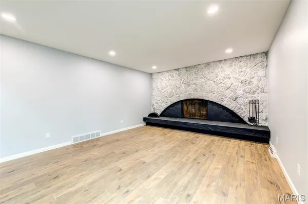 $585,000 | 114 Lea Meadows Drive, Ballwin, MO 63011