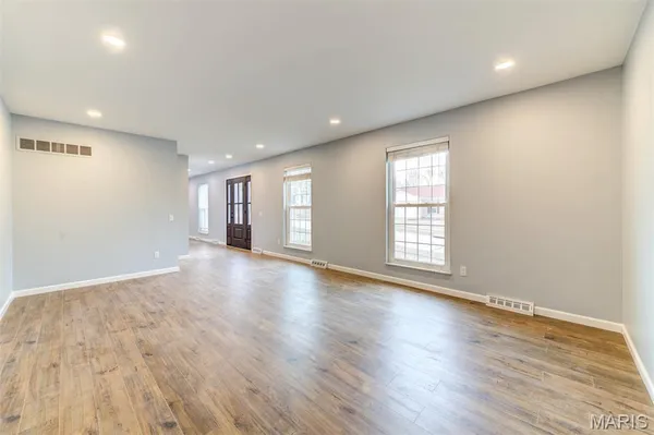 $585,000 | 114 Lea Meadows Drive, Ballwin, MO 63011