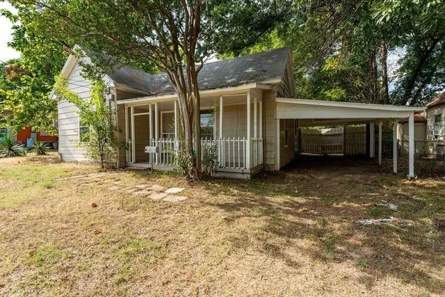 $79,900 | 1716 Maple Avenue, Paris, TX 75460