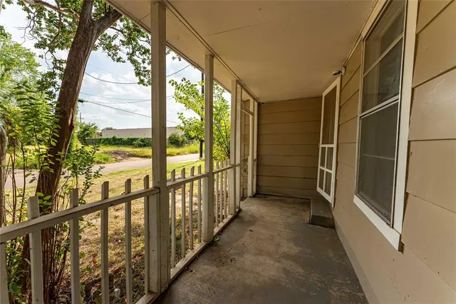 $79,900 | 1716 Maple Avenue, Paris, TX 75460