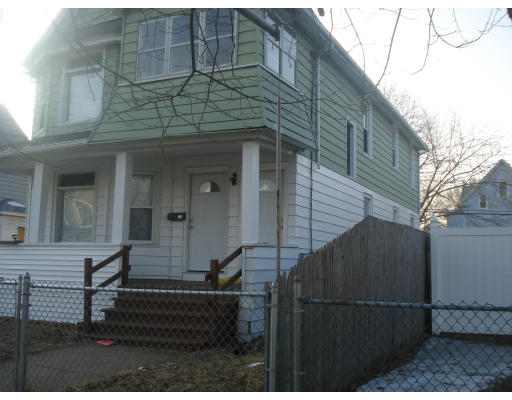 40-42 Cleveland Street Springfield, MA 01104 - Photo 3 of 13 Gallery Image 3