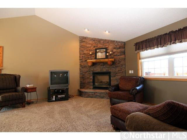 13525 Birch Road Rogers, MN 55374 - Photo 2 of 18