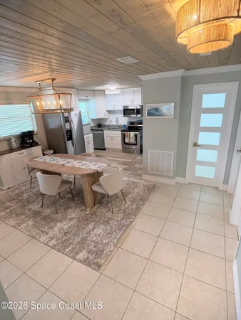 $4,250 | 2161 Todd Lane, Indialantic, FL 32903