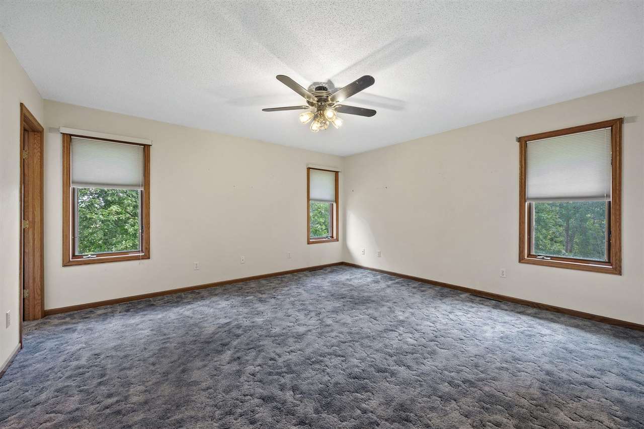 2488 Sugar Bottom Road Northeast, Unit A Solon, IA 52333 - Photo 17 of 45 Gallery Image 17
