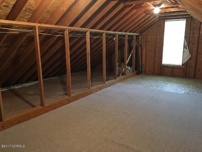 408 Northwood Road Washington, NC 27889 - Photo 27 of 35 Unfinished Bonus/Attic