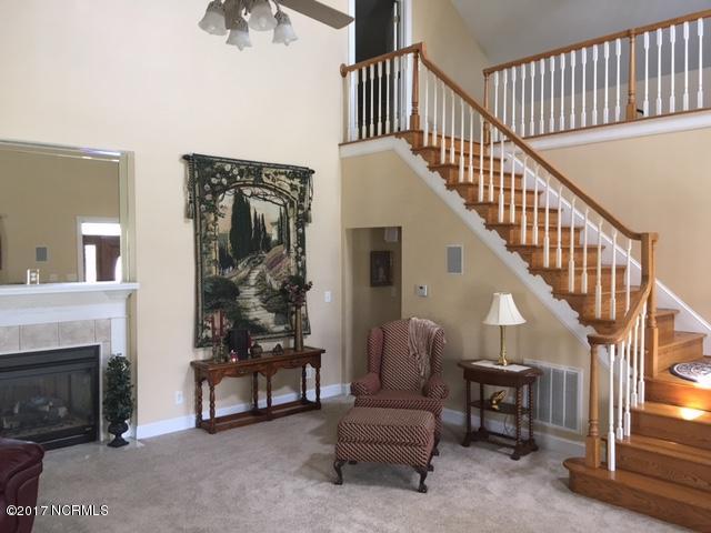 408 Northwood Road Washington, NC 27889 - Photo 5 of 35 Family Room