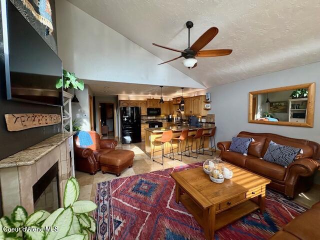 75 Silver Street, Unit 202 Kellogg, ID 83837 - Photo 2 of 33 IMG_1830