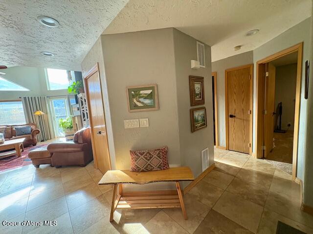 75 Silver Street, Unit 202 Kellogg, ID 83837 - Photo 8 of 33 IMG_1836