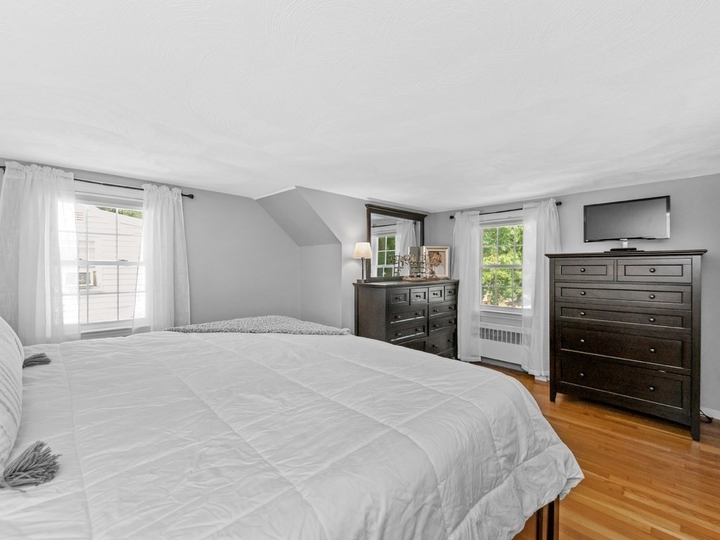 67 Roberts Road Medford, MA 02155 - Photo 12 of 24 Gallery Image 12
