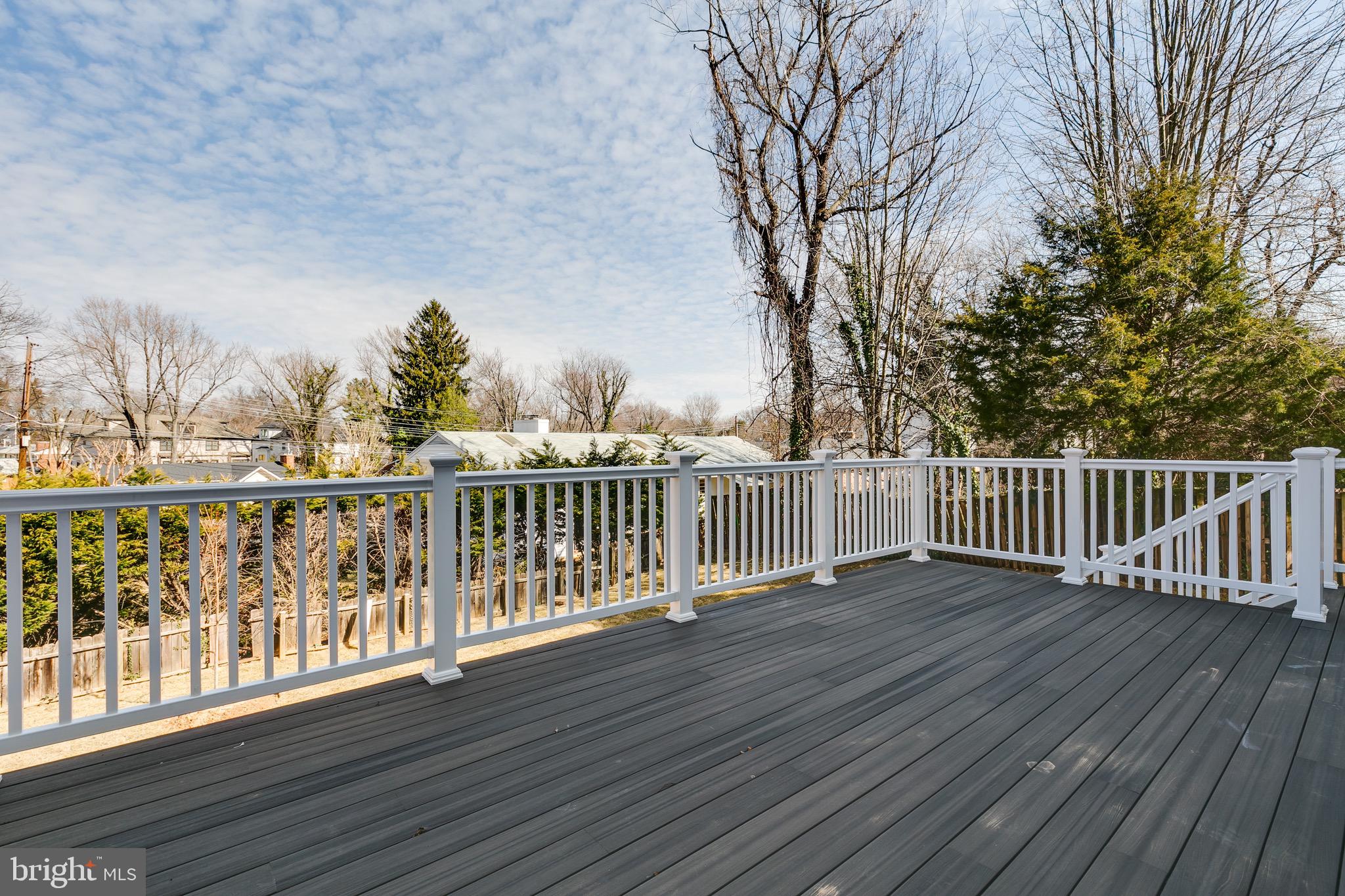 6810 Old Chesterbrook Road McLean, VA 22101 - Photo 24 of 69 REAR DECK