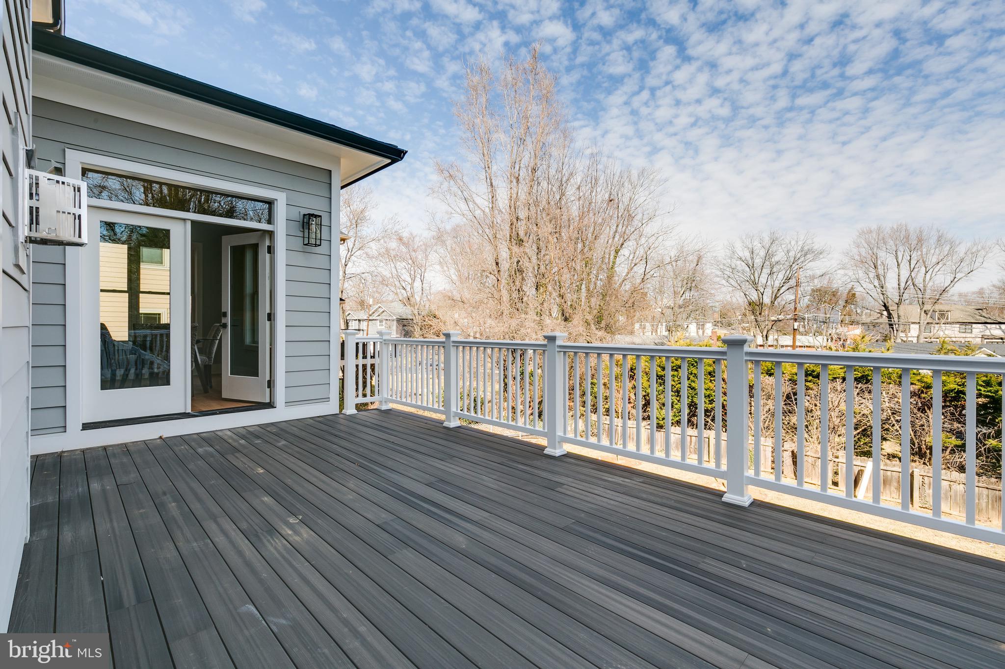 6810 Old Chesterbrook Road McLean, VA 22101 - Photo 25 of 69 REAR DECK