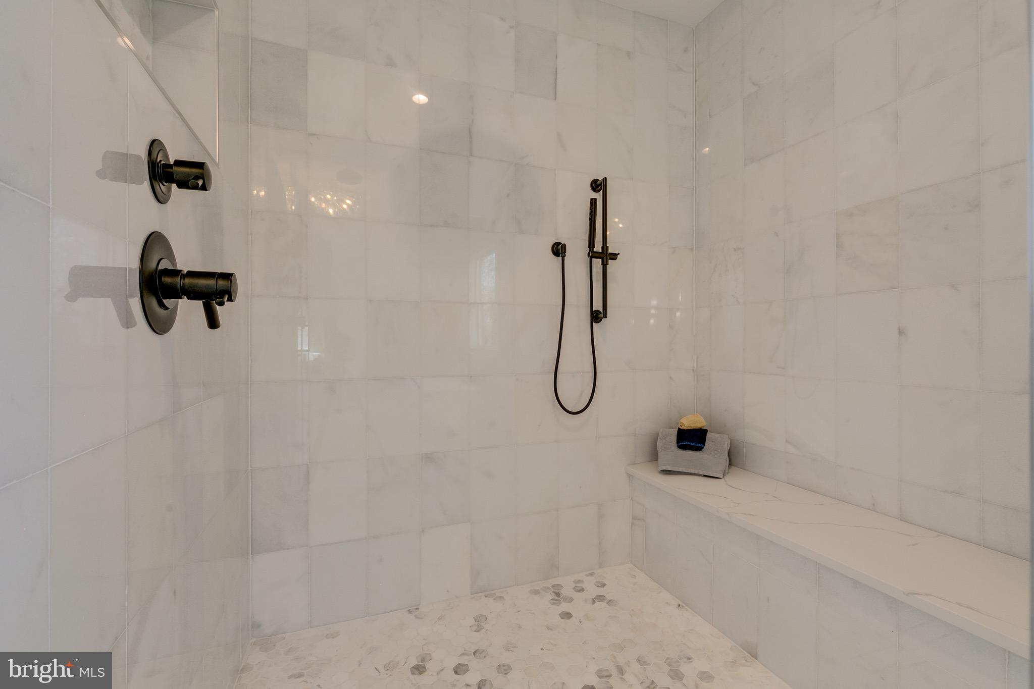 6810 Old Chesterbrook Road McLean, VA 22101 - Photo 44 of 69 OWNERS SHOWER