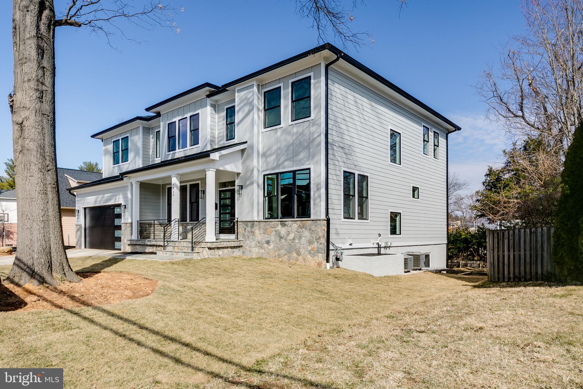 6810 Old Chesterbrook Road McLean, VA 22101 - Photo 67 of 69 FRONT EXTERIOR