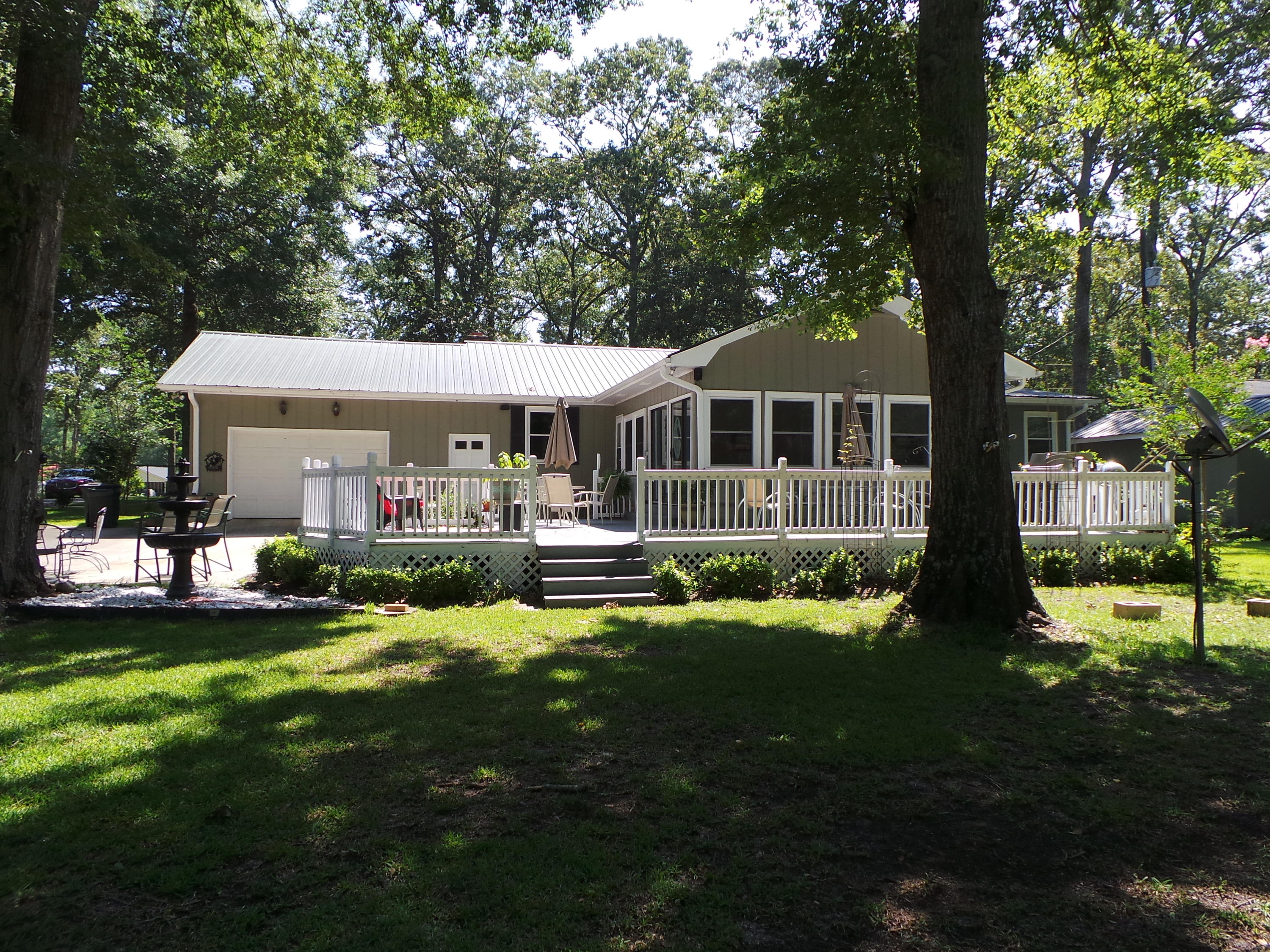 128 Rutledge Drive Eutawville, SC 29048 - Photo 15 of 23 20160625_110212