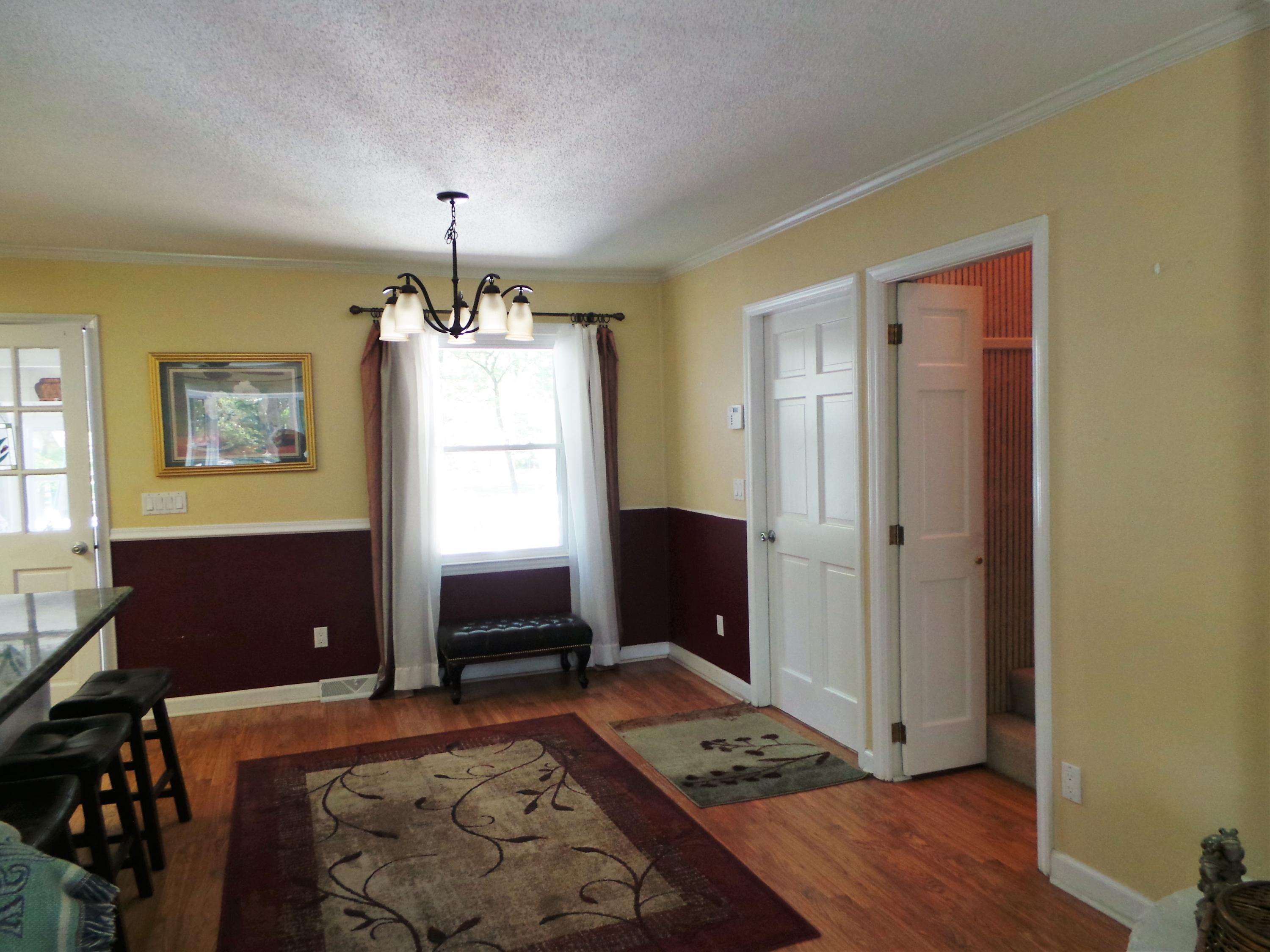 128 Rutledge Drive Eutawville, SC 29048 - Photo 4 of 23 20160625_102400