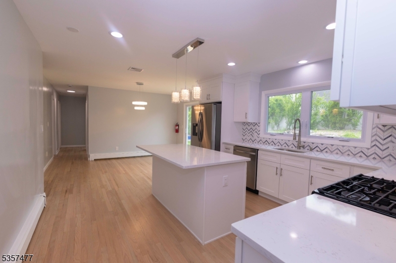 14 Rohn Street East Hanover, NJ 07936 - Photo 18 of 35