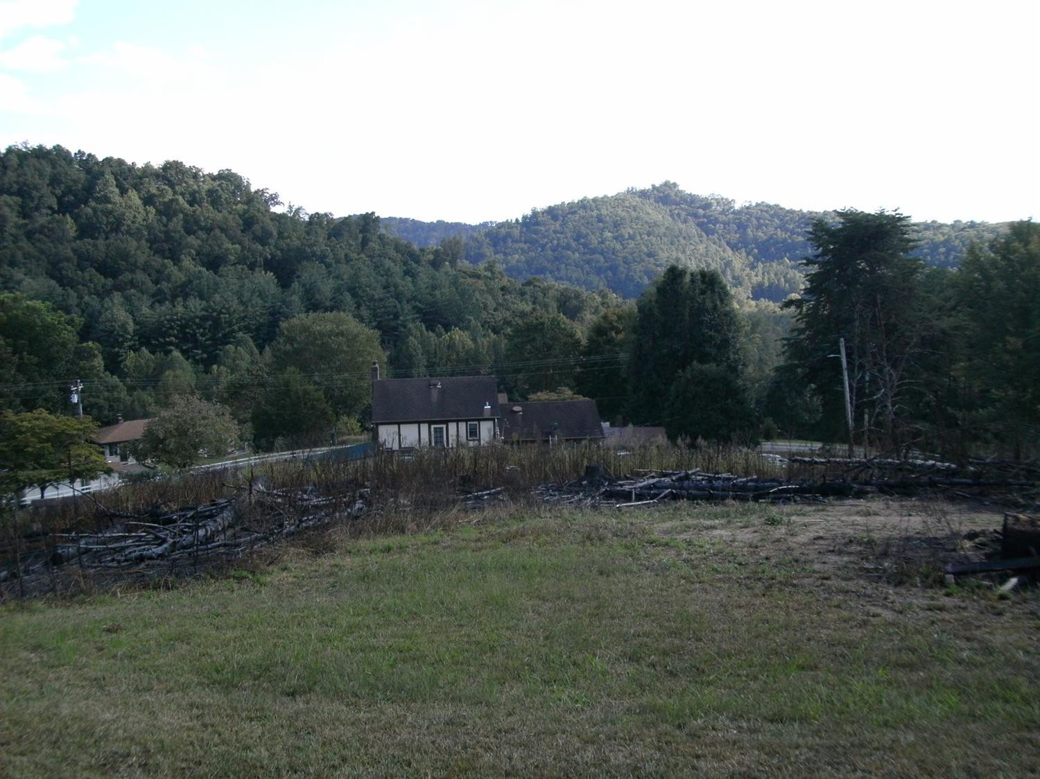 393 Valentine Branch Road Cannon, KY 40923 - Photo 2 of 22 Photo 2