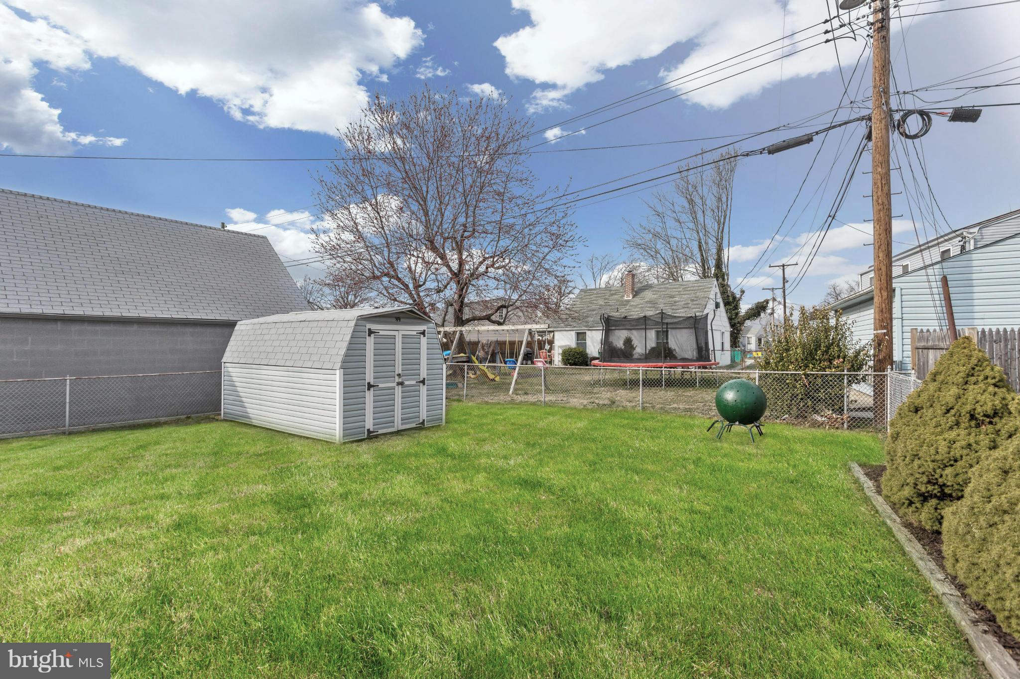 7814 Fairgreen Road Baltimore, MD 21222 - Photo 17 of 18 Fully Fenced Yard