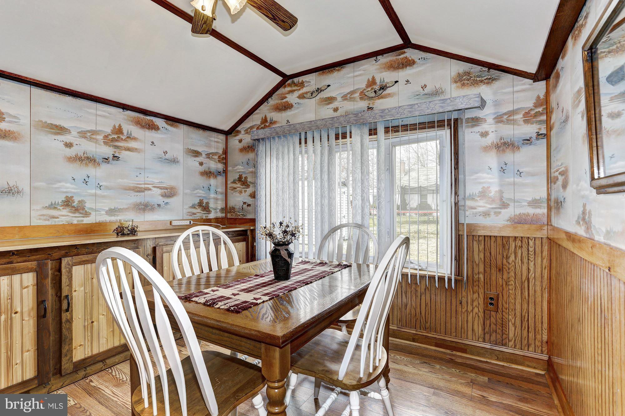 7814 Fairgreen Road Baltimore, MD 21222 - Photo 10 of 18 Dining Room