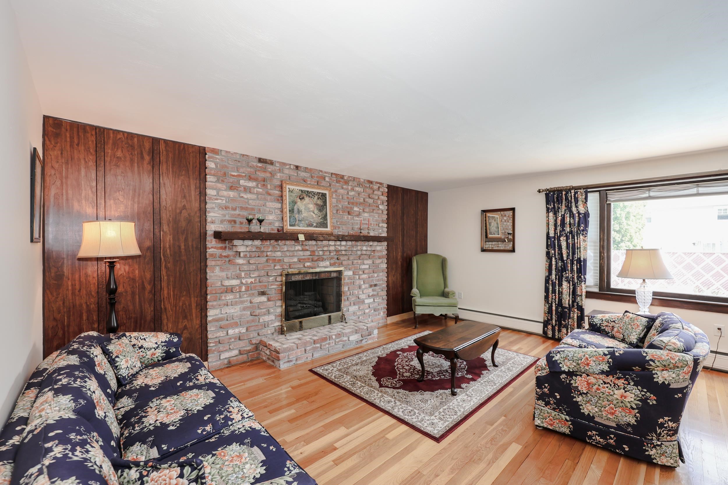 68 Robinson Road Nashua, NH 03060 - Photo 21 of 54