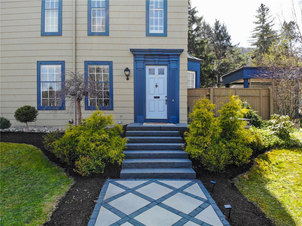 96 East 4th Street Corning, NY 14830 - Photo 5 of 50