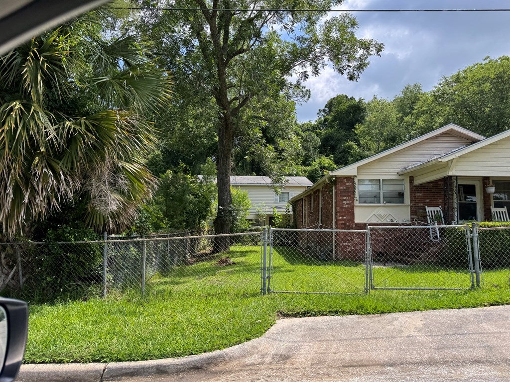 24 Single Family Rentals, Unit 24 Waycross, GA 31501 - Photo 14 of 22 Gallery Image 14